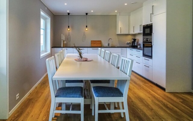 Stunning Home in Dirdal With 4 Bedrooms and Wifi