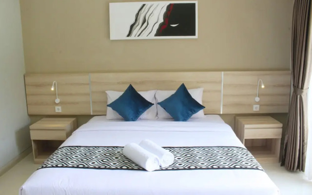 Rusty Seminyak