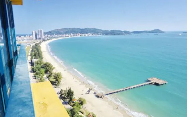 Ninghai Sunset Net Red Seaview Homestay (Vanke Shuangyuewan Branch)