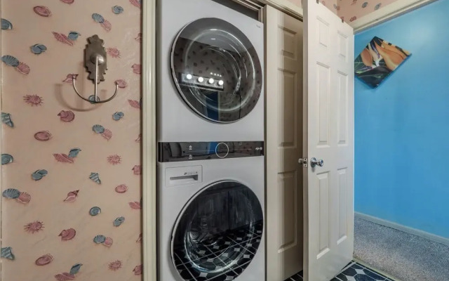 The Sandcastle @ Tiki