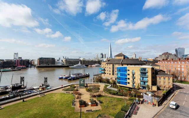 St Katharine's Dock Penthouse