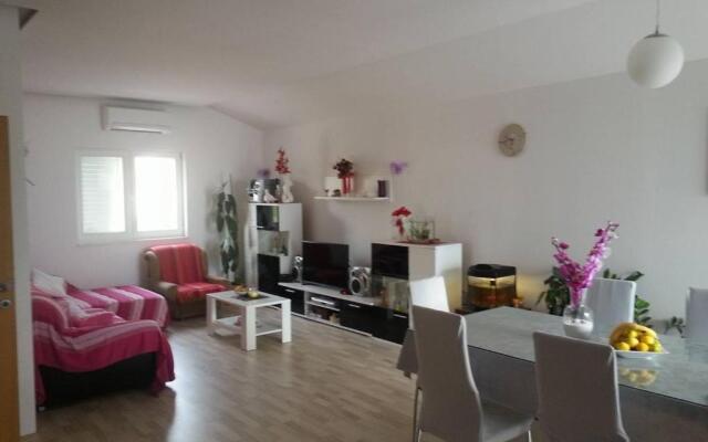 Apartment Oaza Mira
