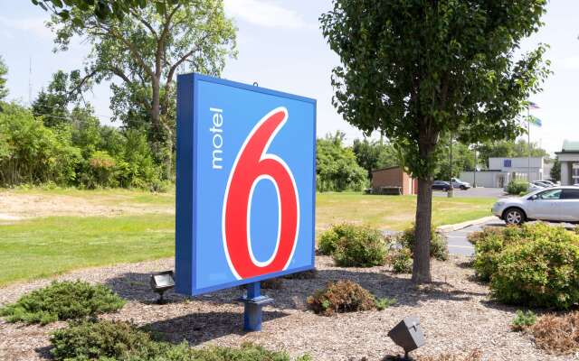 Motel 6 Richfield, OH