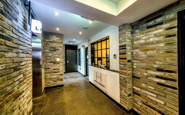 Publico Hotel