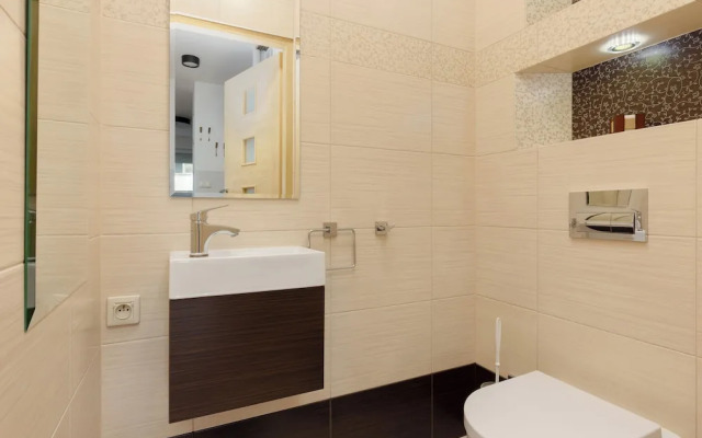 Spacious Targowek Apartment by Renters