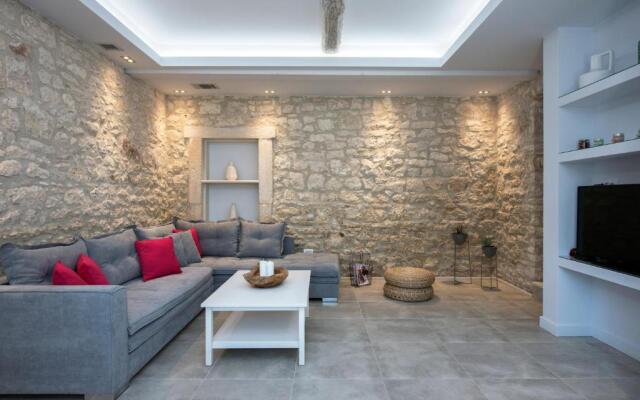 Villa Aelia by White Dream Villas