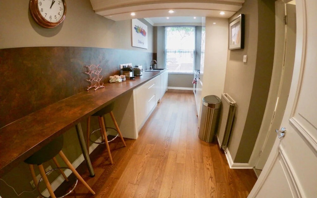 Escape To Edinburgh @ Abercromby Place