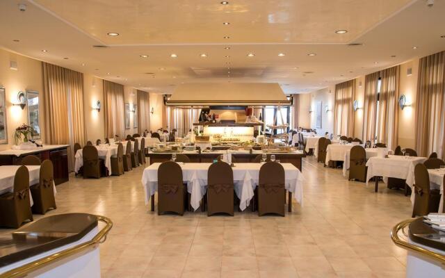 Hotel Excelsior