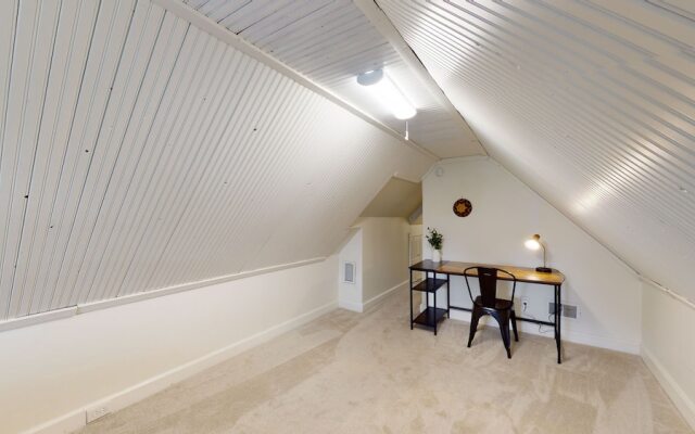 Vista View Villa Suites