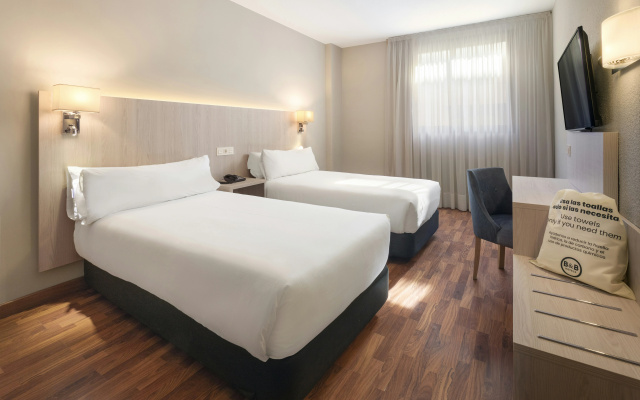B&B Hotel Zaragoza Royal - Image 3
