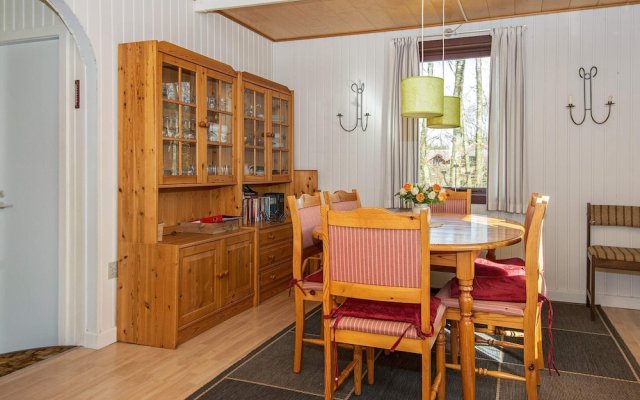 6 Person Holiday Home in Toftlund