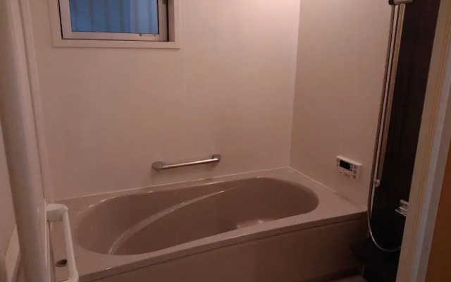 Puku Puku Inn R1