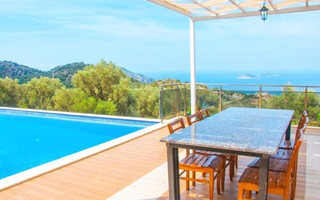 Akdeniz Villa by rezervasyonyap