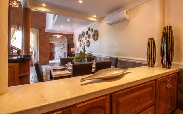 Casa Fibba 4 BR by Casago