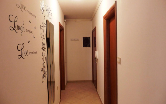 Center Stylish Apartment