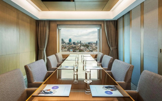 Novotel Ambassador Seoul Gangnam