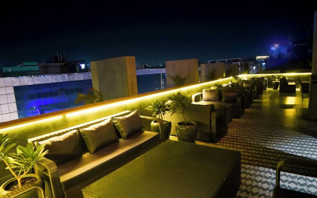 Hotel shri anand Vilas
