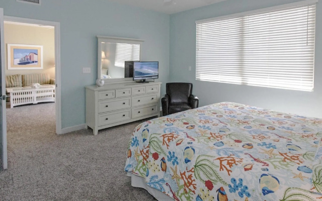 1214 Shores of Panama