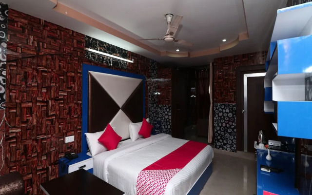 OYO 15794 Jatin Hotel