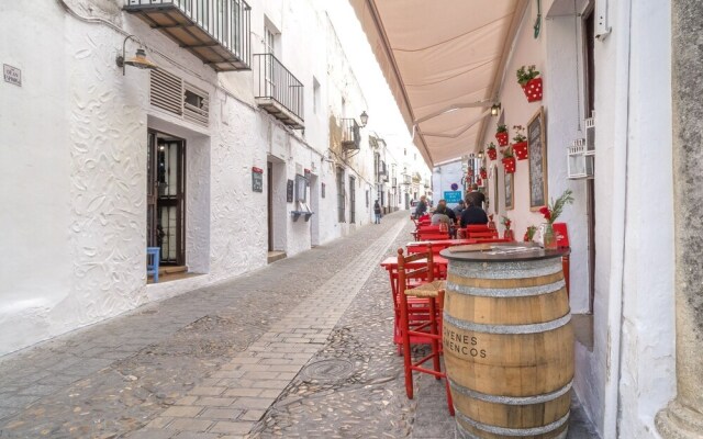 Bohemian Apartment in Arcos de la Frontera Near Fishing Spot