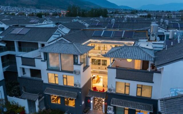 Dali Yufu Homestay (Xizhou Ancient Town)