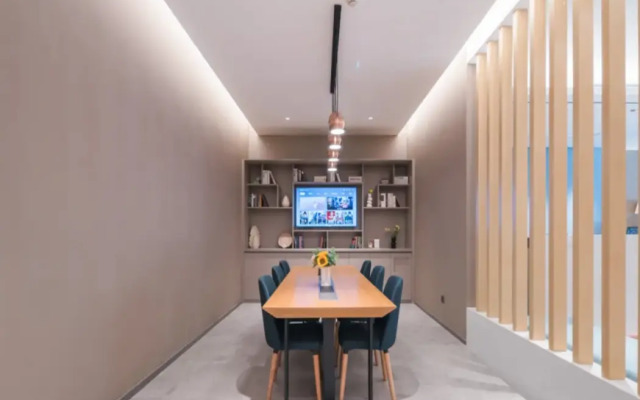 Home Inn (Chongqing Wanzhou Dianbao Road Wanda Plaza)