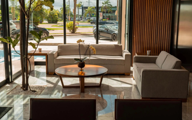 Hive Cancun by G Hotels