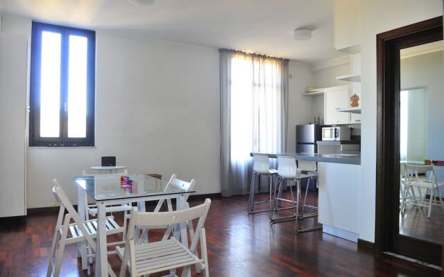 Terrazza sul Castello Ursino by Wonderful Italy