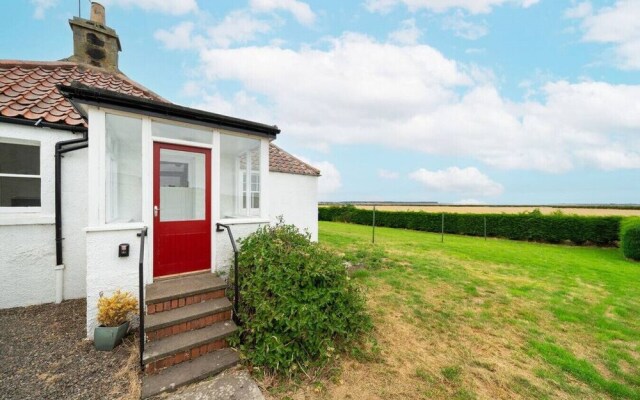 Caddie s Cottage - Stylish 2 bed dog Friendly