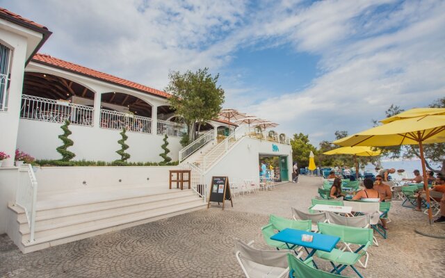 Happy Camp in Amadria Park Camping Trogir