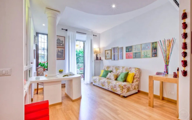 Vatican apartments-Vatican Museums area