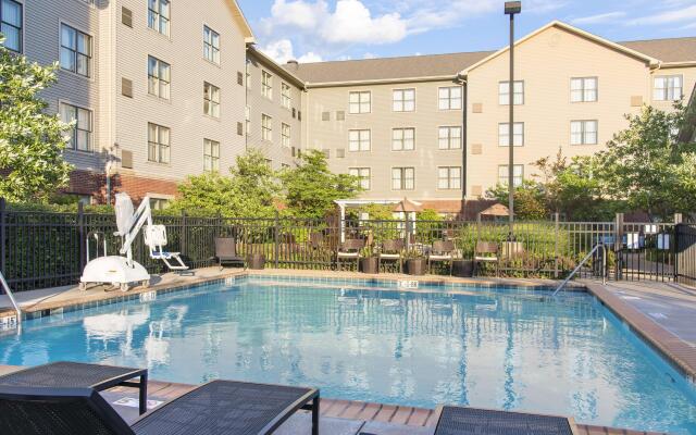 Homewood Suites Lexington-Hamburg