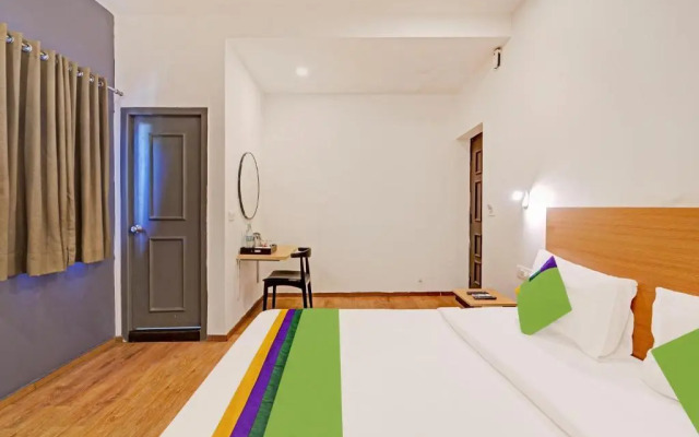 OYO Townhouse 128 Imperial Stay