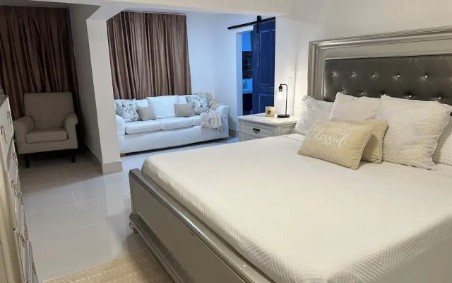 Onyx luxury rd