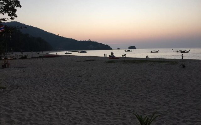 Dang Sea Beach Bungalow