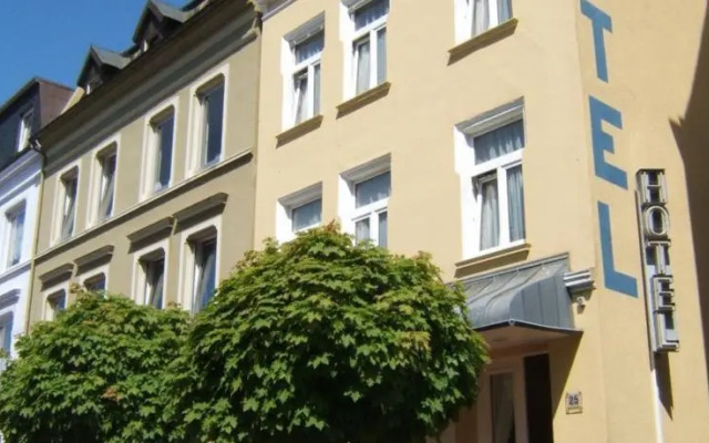 hotelImage