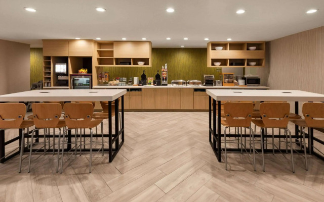 Hawthorn Extended Stay by Wyndham Kingwood/Houston