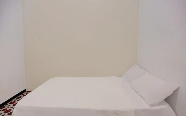 Spot On 92845 Josua Passing Stay