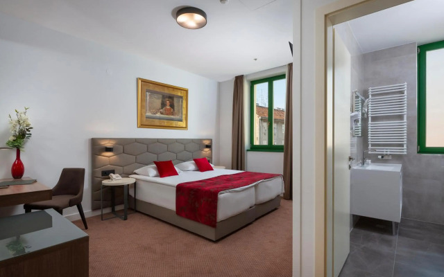 Hotel Park 45