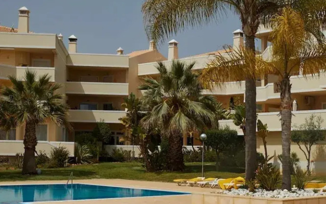 Casa Terra 2-bedroom Apartment With Pool