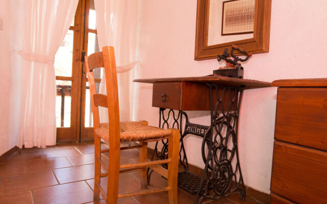 Linos Inn