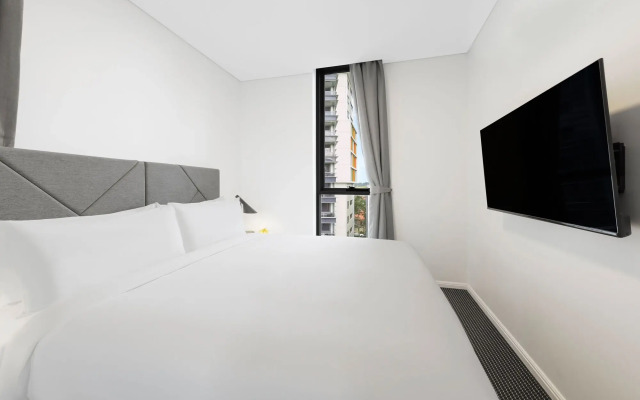 Meriton Suites Zetland