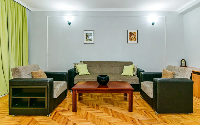 Targovu 4 Room Lux Apartment