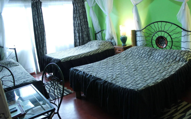 Khweza Bed & Breakfast