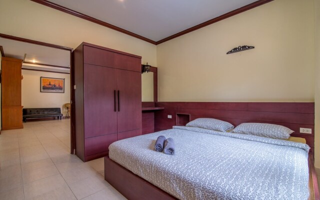 Baan Muang Pool Villa