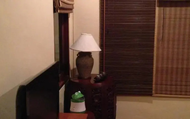 Chaweng Bungalow with Elephants