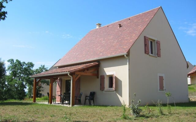 Secluded holiday home with a dishwasher, not far from Sarlat