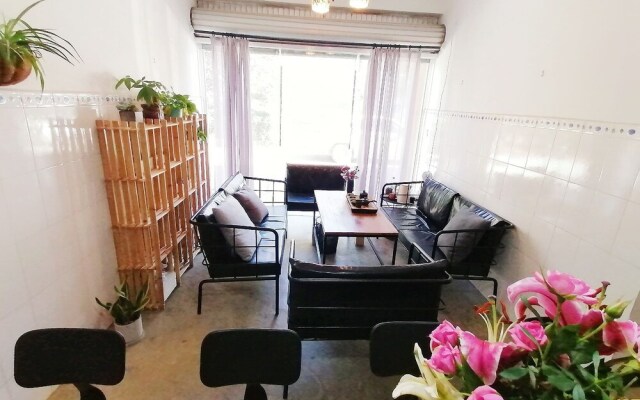 Kunming LiuxiaChunshu Hostel