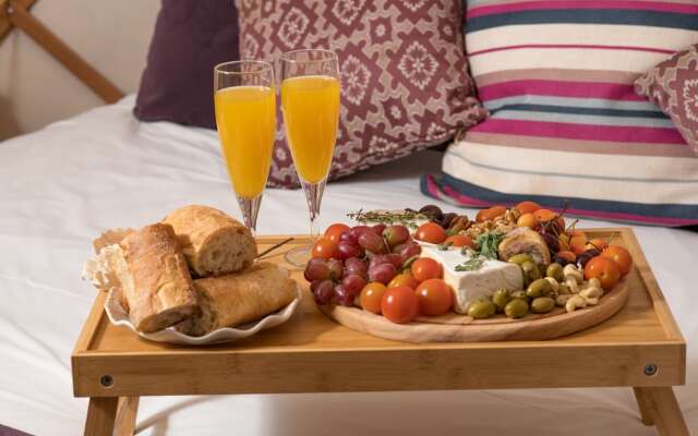 Helios Luxury Suites
