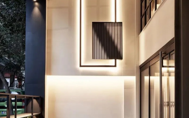 Urban Frame Plaka